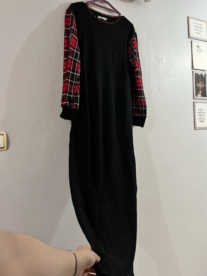 Uzun Siyah Kadın Elbise - Görsel 3