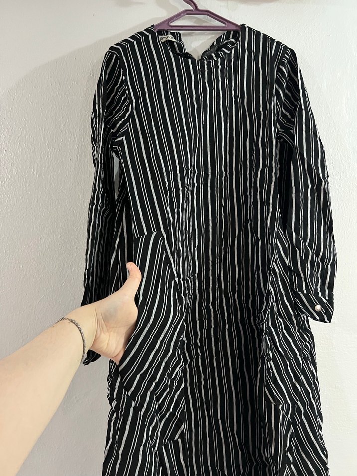 Siyah Beyaz Çizgili Uzun Keten - Görsel 2