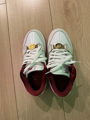 37,5 Beden beyaz Renk Nike dunk low sisterhood