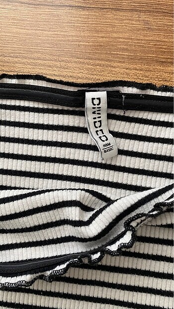H&M HM crop bluz