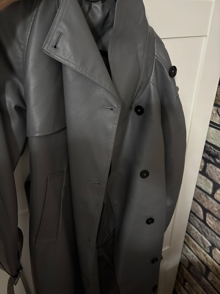 Düğmeli Gri Deri Trençkot - Görsel 2