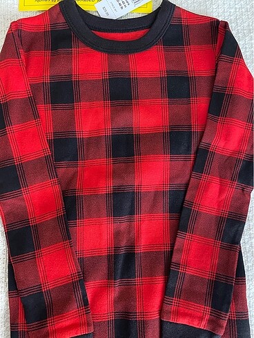 4 Yaş Beden kırmızı Renk gap pijama takımı