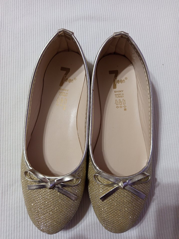 Kız Çocuk Altın Rengi Yılan Desenli Fiyonklu Babet - Görsel 2