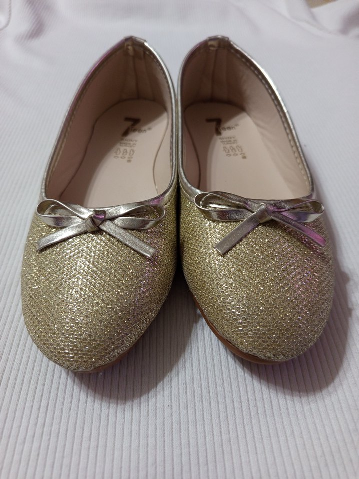 Kız Çocuk Altın Rengi Yılan Desenli Fiyonklu Babet - Görsel 4