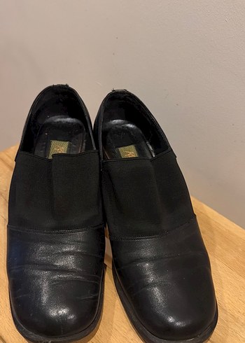 Klasik Siyah Kadın Topuklu Ayakkabı - Görsel 2