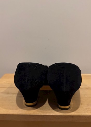 Süet Deri Topuklu Klasik Ayakkabı 39 - Görsel 3