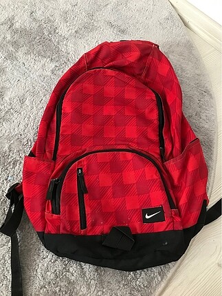 nike sırt çantası