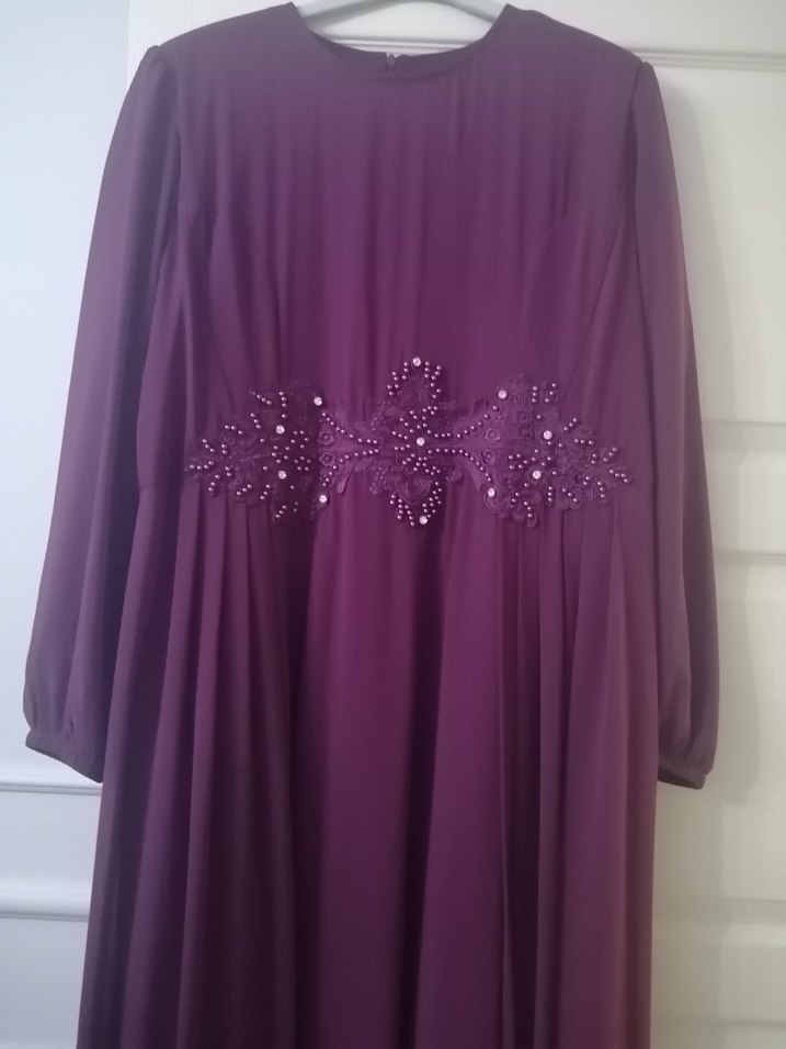 Mürdüm renk 
Uzun Kollu Drapeli Abiye Elbise - Görsel 4