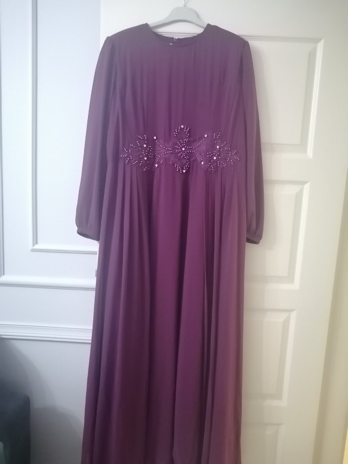 Mürdüm renk 
Uzun Kollu Drapeli Abiye Elbise - Görsel 3