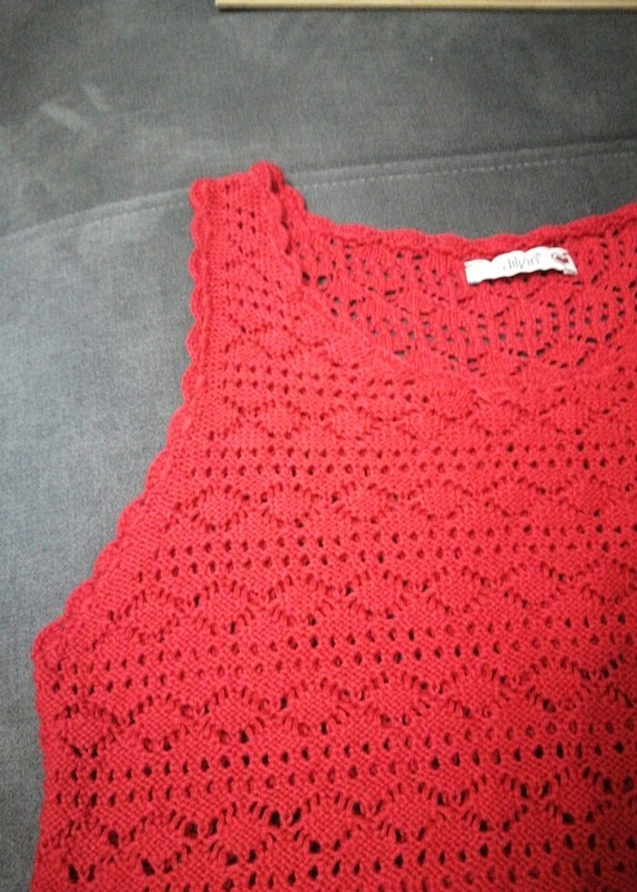 Kırmızı süveter  - Görsel 3