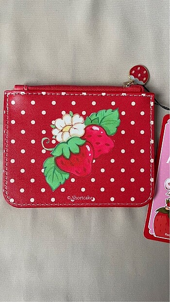 Hello Kitty Çilek Kız Kartlık Cüzdan