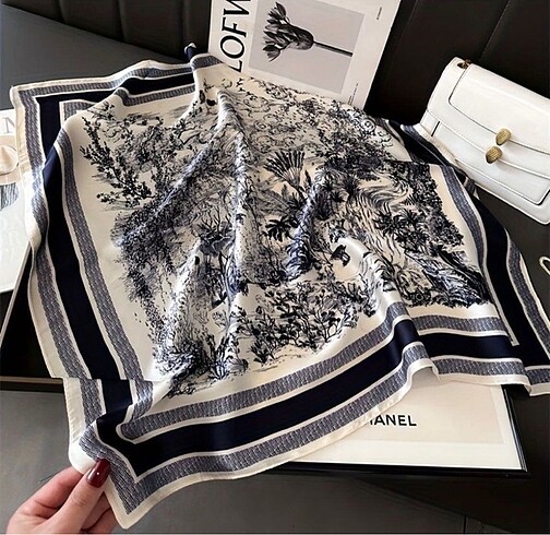 Dior Model Eşarp Fular