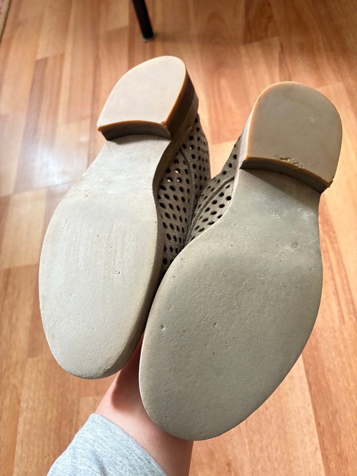 Bej Süet Delikli Ayakkabı - Görsel 3