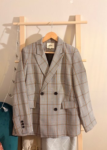 Koton Kareli Dugmeli Kadin Blazer Ceket