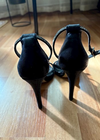 Siyah Taşlı Stiletto Topuklu Kadın Ayakkabı - Görsel 5