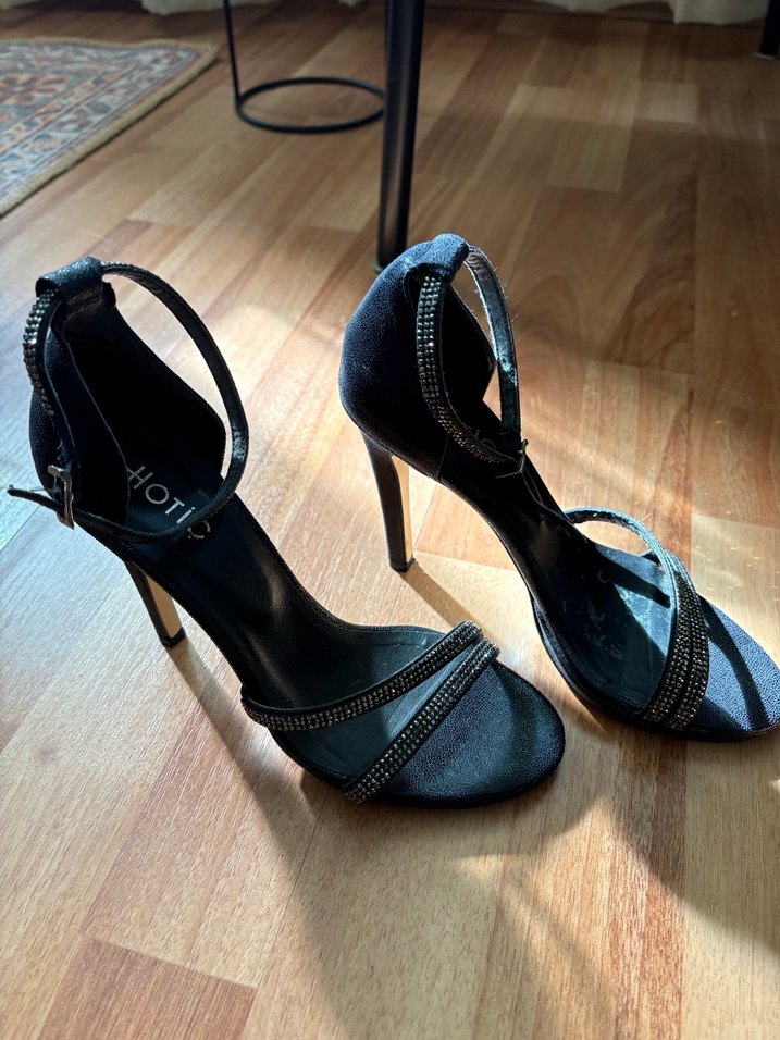 Siyah Taşlı Stiletto Topuklu Kadın Ayakkabı - Görsel 2