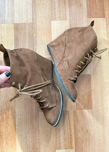 Kadın Bohem Tarz Süet Dolgu Topuklu Bot - Görsel 2