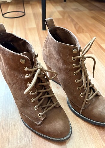 Kadın Bohem Tarz Süet Dolgu Topuklu Bot - Görsel 3