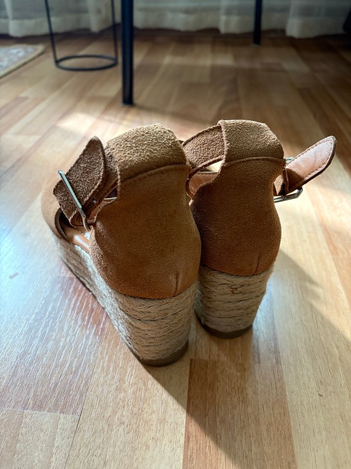 Kadın Kahverengi Süet Dolgu Topuklu Sandalet - Görsel 4