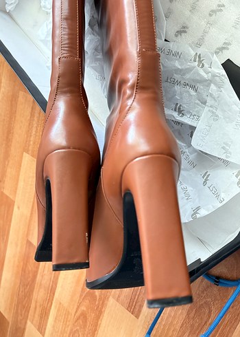 Nine West Kahverengi Deri Kadın Çizme - Görsel 4