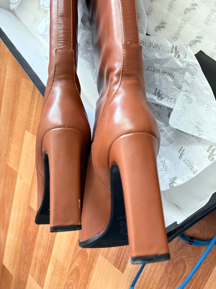 Nine West Kahverengi Deri Kadın Çizme - Görsel 4