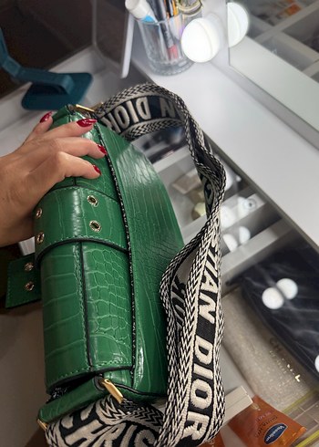Dior Dior Yeşil Yılan Desenli Deri Kadın Çanta