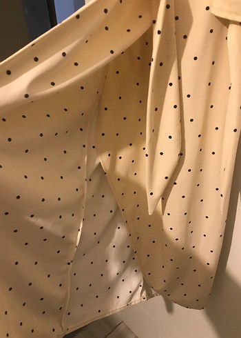 Bej Puantiyeli Uzun Drapeli Elbise - Görsel 3