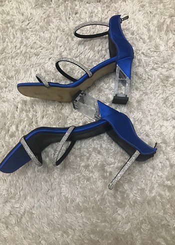 Mavi Yılan Desenli Stiletto hiç gıyılmedı - Görsel 4