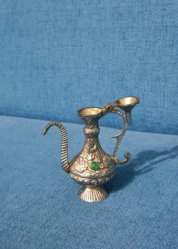 Mudo Concept Turkuaz Taşlı Renkli Metal Sürahi Figürin