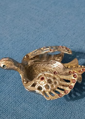 Altın Renkli Boncuklu Yılan Desenli Broş