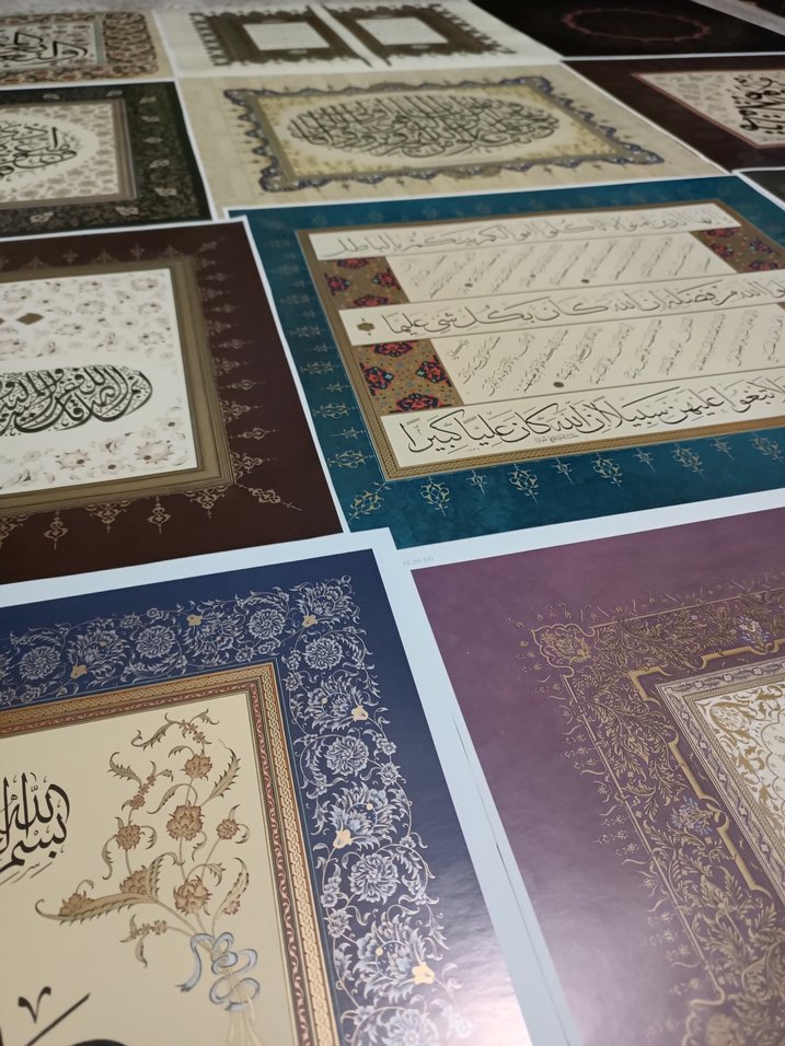 12 adet Renkli Klasik Hat Sanatı Tabloları - Görsel 3