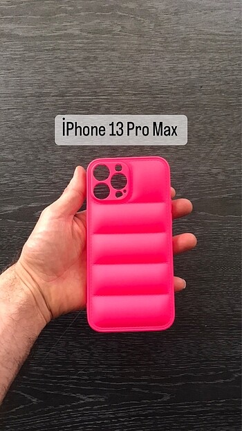 İPhone 13 Pro Max Puffer Kılıf