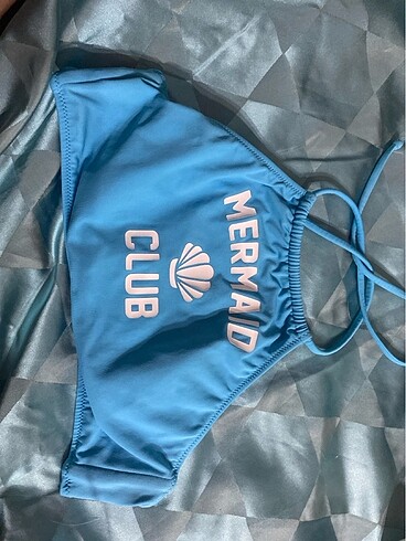 Bikini üstü