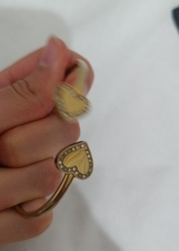 Altın Renkli İşlemeli Kalp Bilezik - Görsel 5