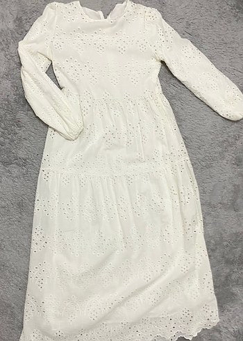 Beyaz tesettür elbise - Görsel 6