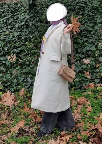 Bej Düğmeli Kadın Kaban - Görsel 2