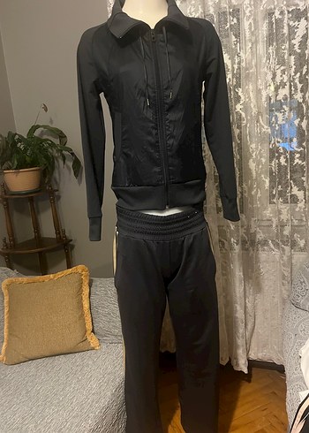 Altın Çizgili, KemerliEşofman Altı ve üstü - Görsel 3