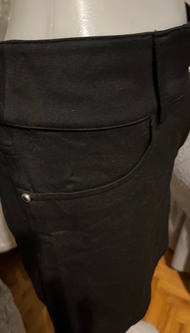 Düğmeli Siyah Mini Etek - Görsel 4