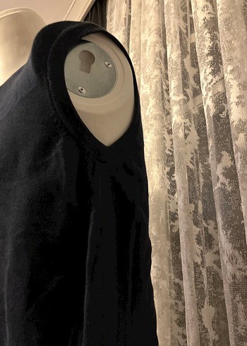 Siyah V Yaka Kolsuz Erkek Süveter - Görsel 3