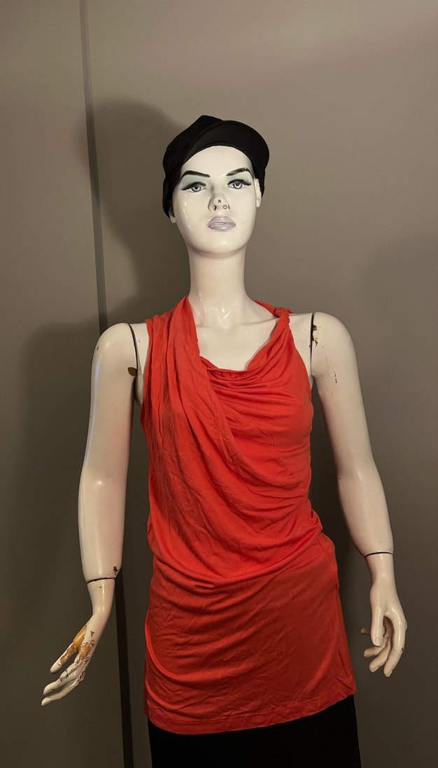 Kırmızı Kolsuz Drapeli Tunik - Görsel 2