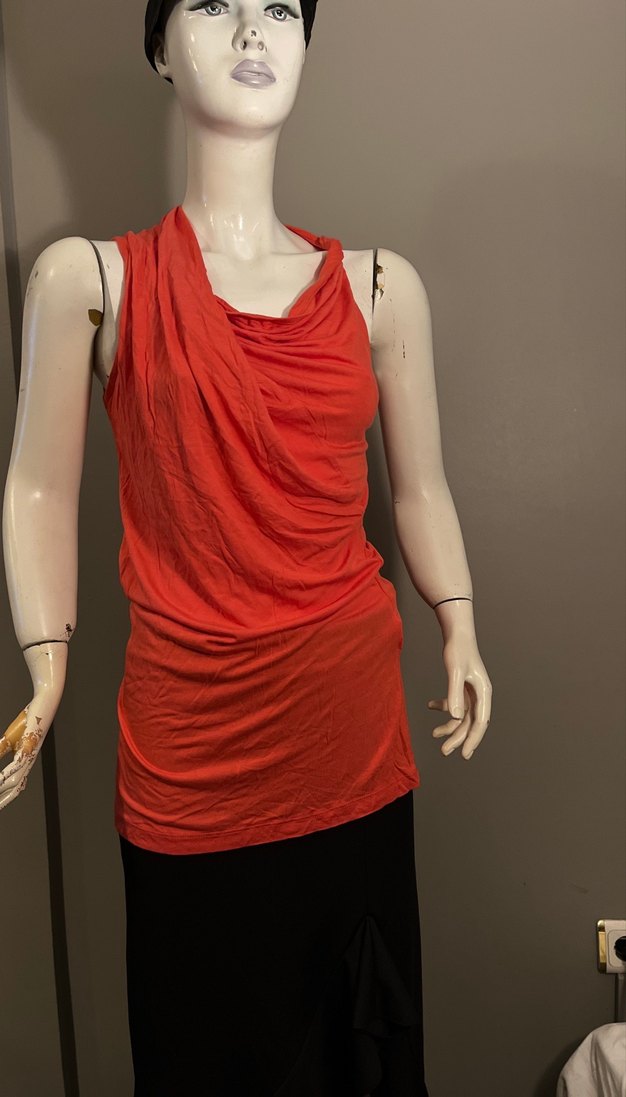 Kırmızı Kolsuz Drapeli Tunik - Görsel 4