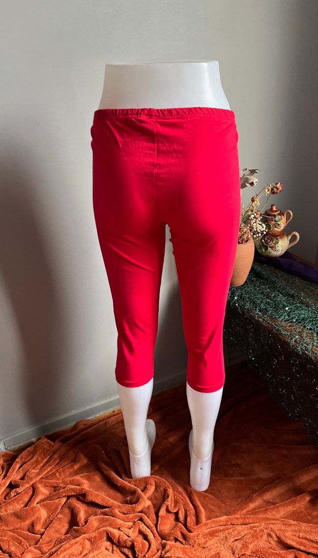 Kısa Kırmızı Tayt - Görsel 3