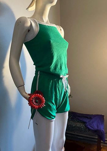 Yeşil Mini Kadın Atletik Şort ve tşört takım - Görsel 9