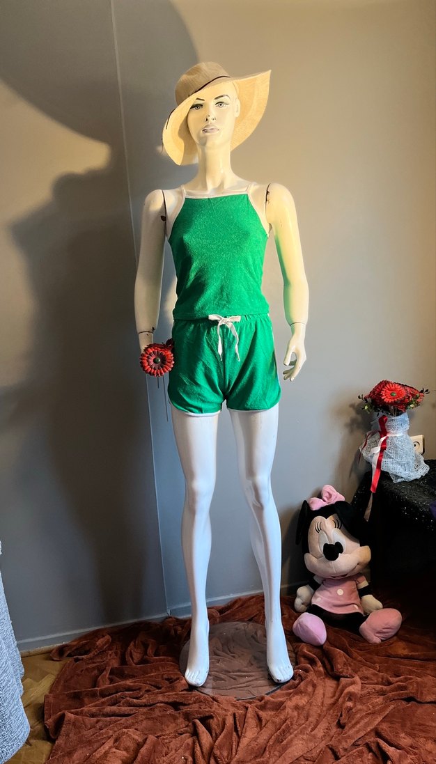 Yeşil Mini Kadın Atletik Şort ve tşört takım - Görsel 2