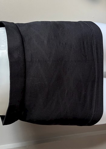 Siyah Dikişsiz Göğüs Korsesi - Görsel 2