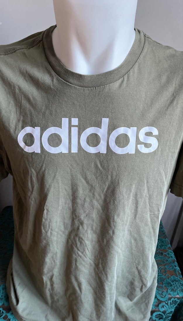 Adidas ,Orjinal ,Cevizi Yeşil ,Erkek tşört - Görsel 2