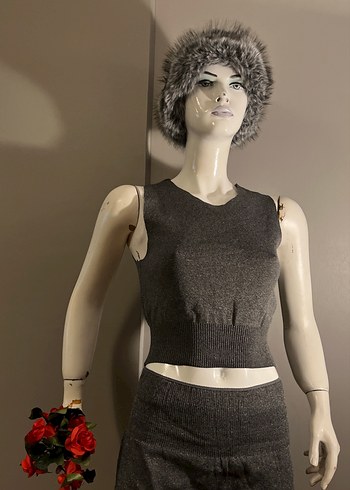 Gri Kolsuz Mini Triko Takım - Görsel 4