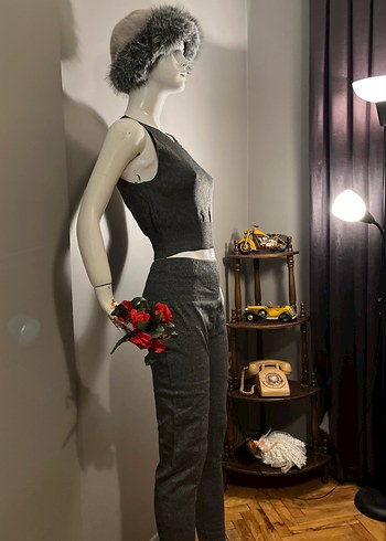 Gri Kolsuz Mini Triko Takım - Görsel 5