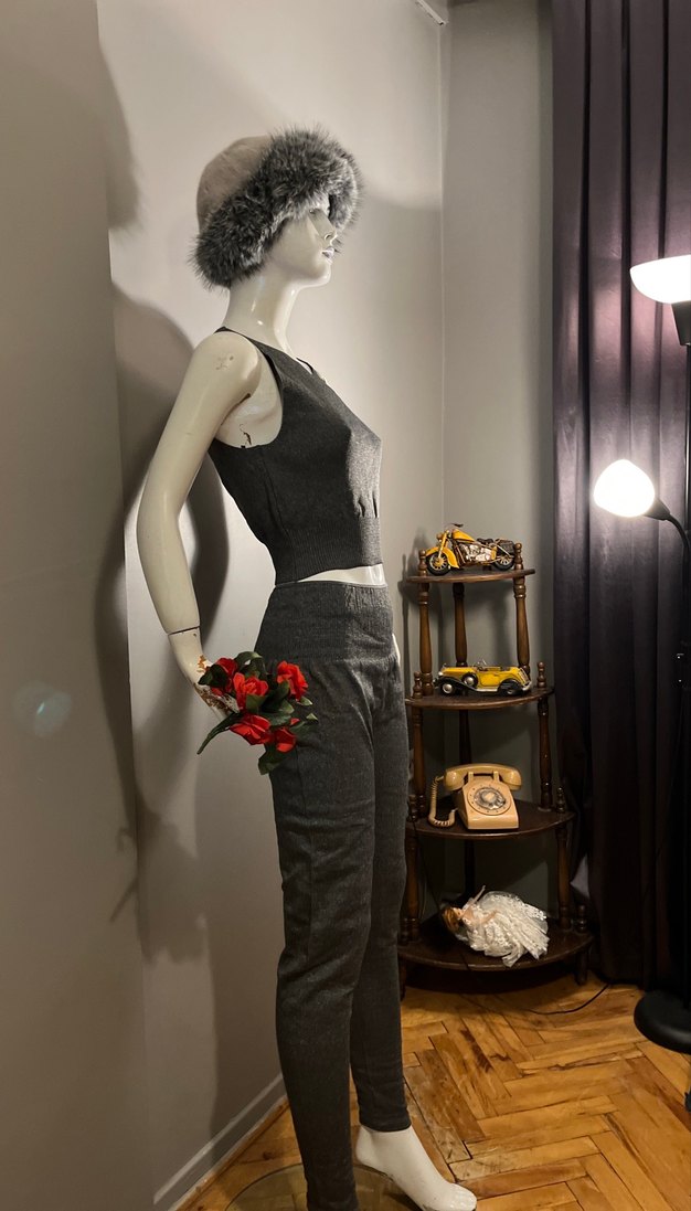 Gri Kolsuz Mini Triko Takım - Görsel 5