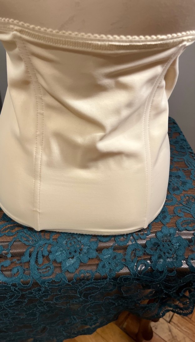 Bej Parlak Hemşire Korsesi Midi Boy - Görsel 2